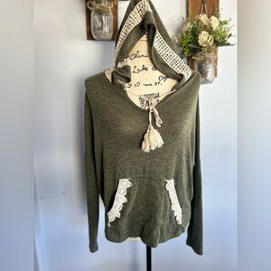 Vizio bohemian transitional hoodie tassel hippie Gypsy indie camping lightweight
